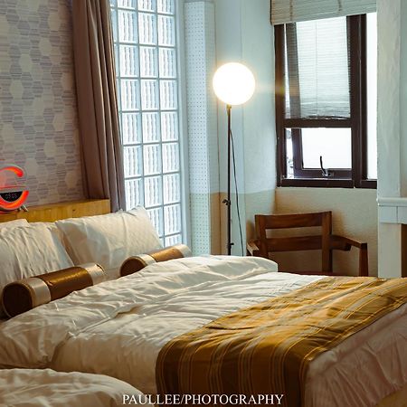 白狗公寓amo B&B市區金三角 東大門夜市 Hualien Dış mekan fotoğraf