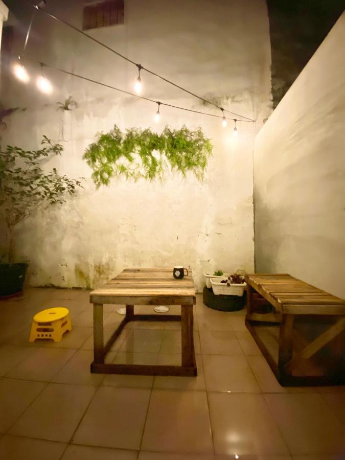 白狗公寓amo B&B市區金三角 東大門夜市 Hualien Dış mekan fotoğraf