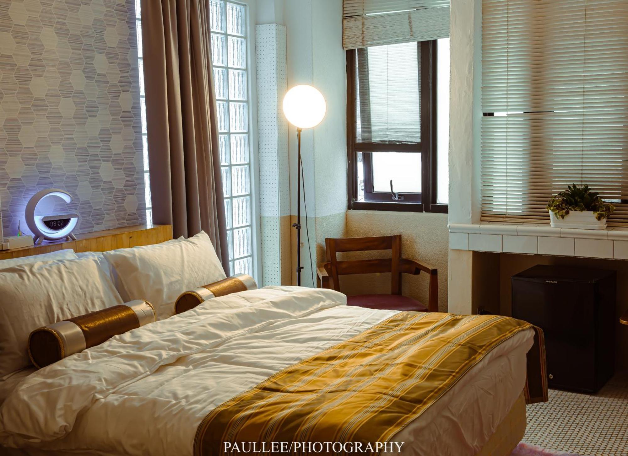 白狗公寓amo B&B市區金三角 東大門夜市 Hualien Dış mekan fotoğraf
