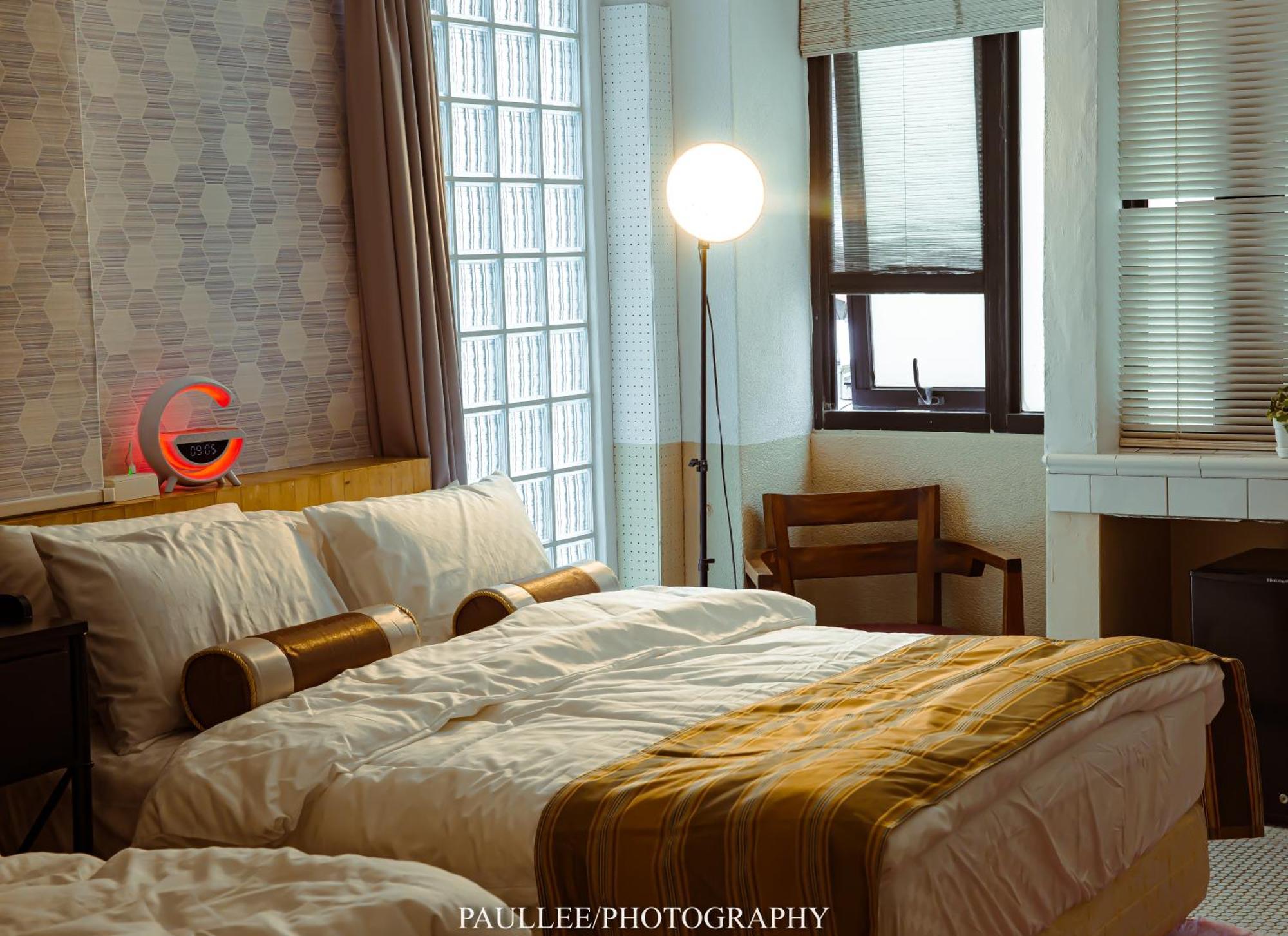 白狗公寓amo B&B市區金三角 東大門夜市 Hualien Dış mekan fotoğraf