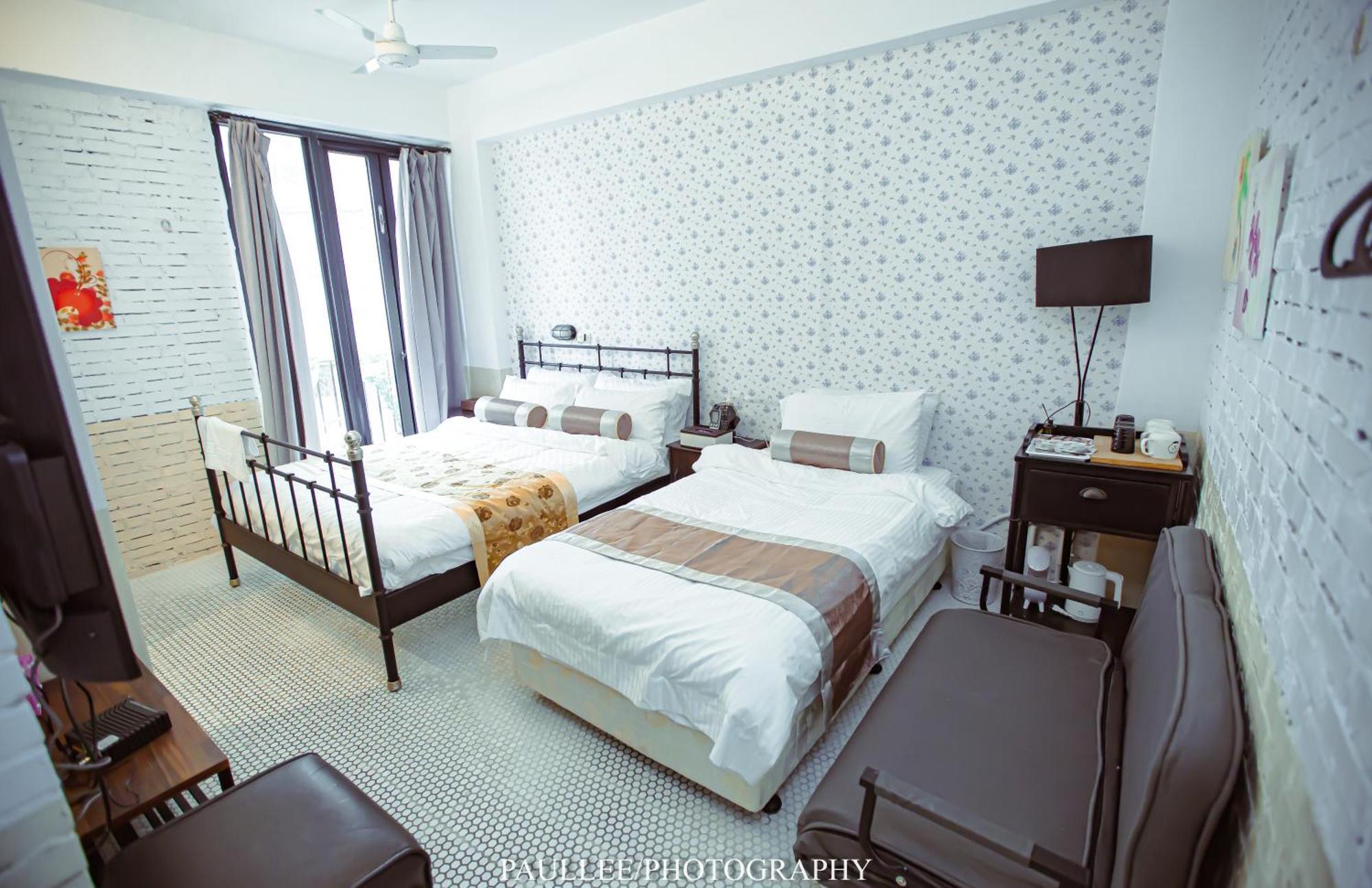 白狗公寓amo B&B市區金三角 東大門夜市 Hualien Dış mekan fotoğraf