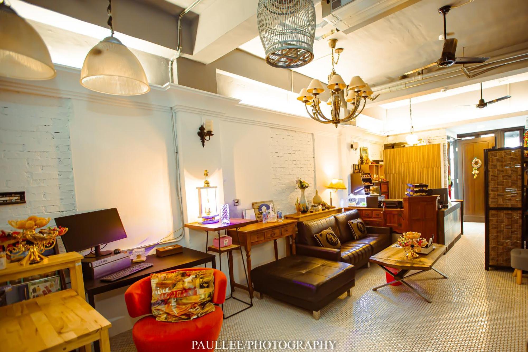 白狗公寓amo B&B市區金三角 東大門夜市 Hualien Dış mekan fotoğraf